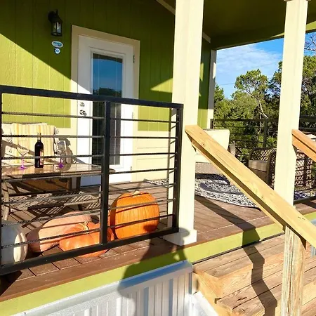 Cozy Tiny Home In The Hills Fischer Exterior photo